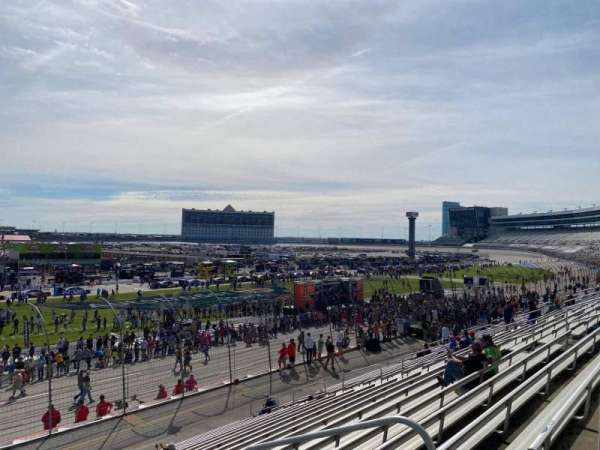 Texas Motor Speedway, section: PL405, row: 20, seat: 17
