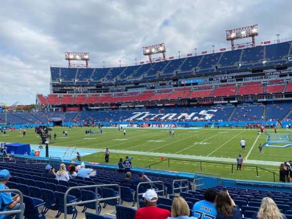 Nissan Stadium, section: 131, row: R, seat: 10