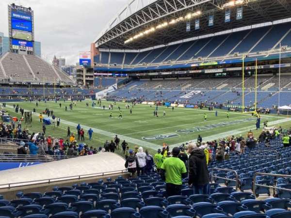 Lumen Field, section: 127, row: V, seat: 7