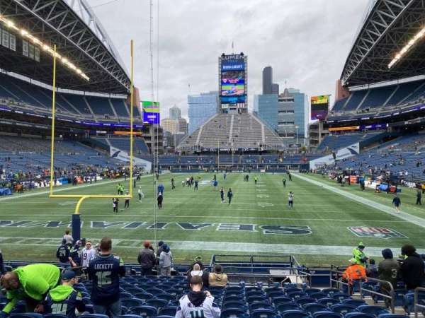 Lumen Field, section: 121, row: P, seat: 6
