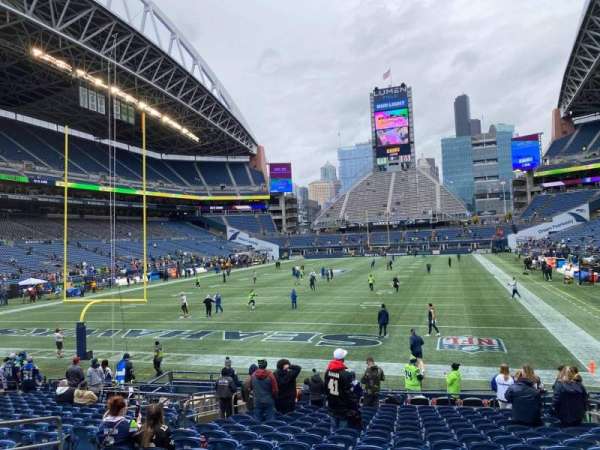 Lumen Field, section: 120, row: R, seat: 8