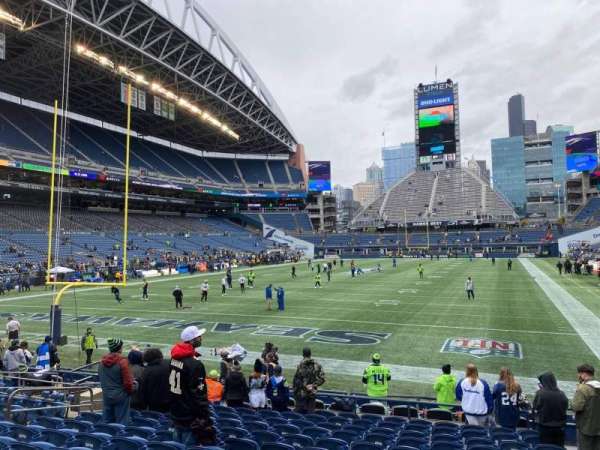 Lumen Field, section: 120, row: M, seat: 4