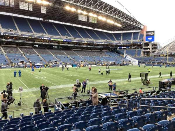 Lumen Field, section: 113, row: J, seat: 9