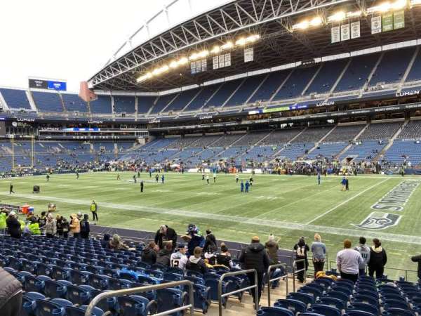 Lumen Field, section: 104, row: P, seat: 12