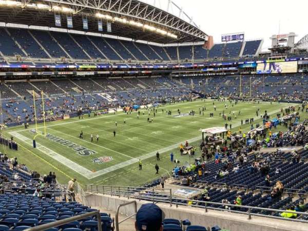 Lumen Field, section: 142, row: Aa, seat: 12