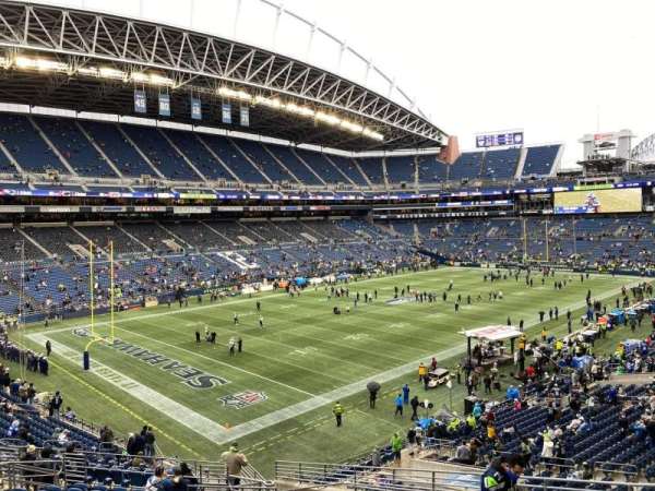 Lumen Field, section: 143, row: Y, seat: 4