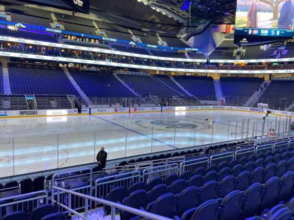 Climate Pledge Arena, section: 16, row: M, seat: 3