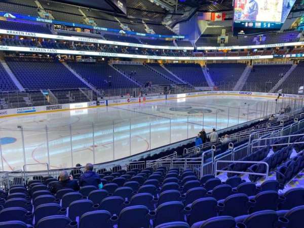 Climate Pledge Arena, section: 17, row: P, seat: 9