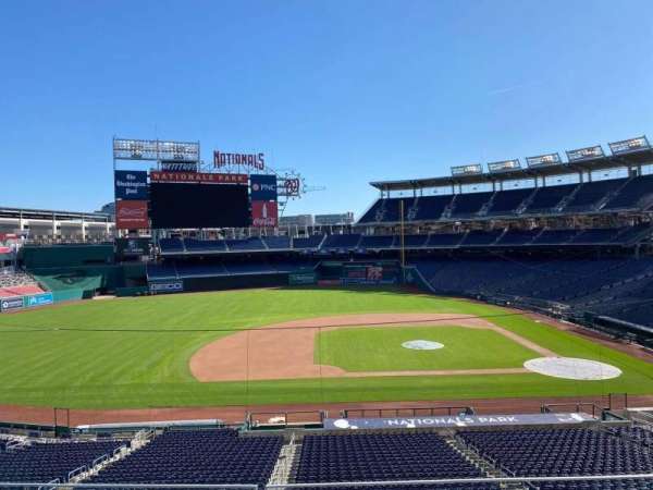 Nationals Park, section: 208, row: D, seat: 11