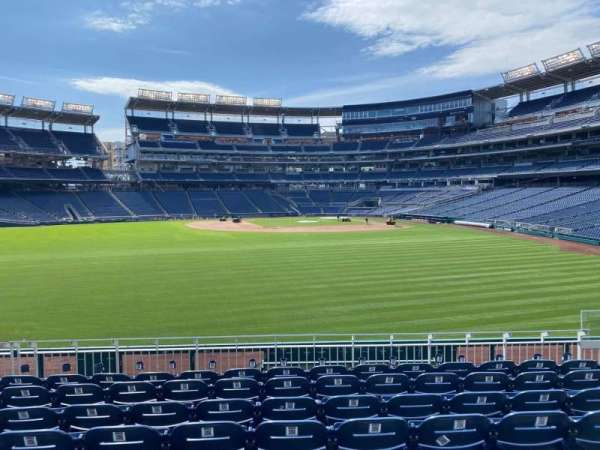 Nationals Park, section: 101, row: U, seat: 9
