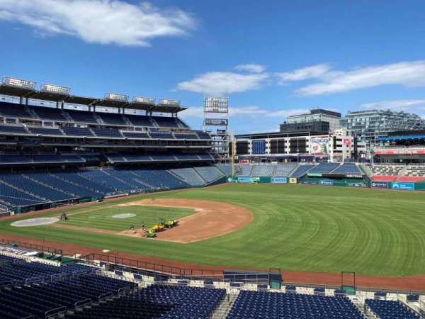 Nationals Park, section: 223, row: D, seat: 4