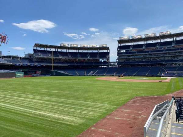 Nationals Park, section: 107, row: Y, seat: 2