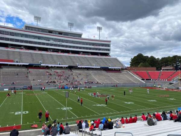 Carter-Finley Stadium, section: 6, row: V, seat: 24