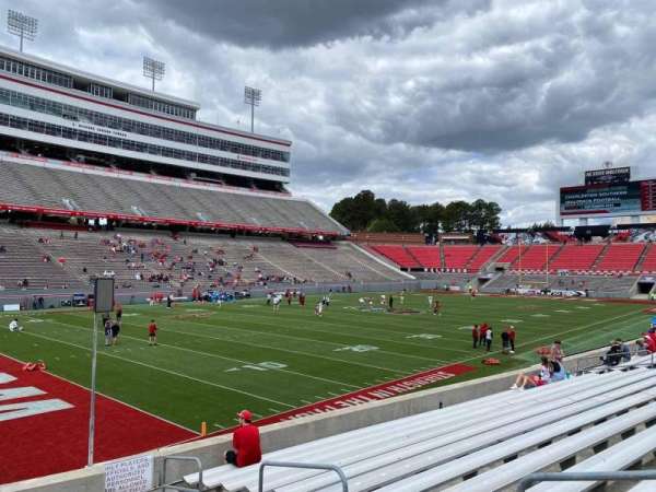 Carter-Finley Stadium, section: 8, row: P, seat: 21