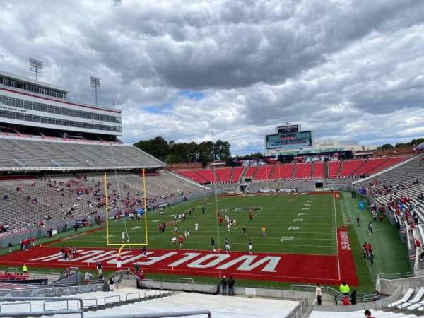 Carter-Finley Stadium, section: 211, row: E, seat: 25