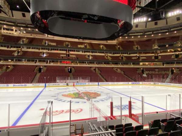 United Center, section: 101, row: 10, seat: 8