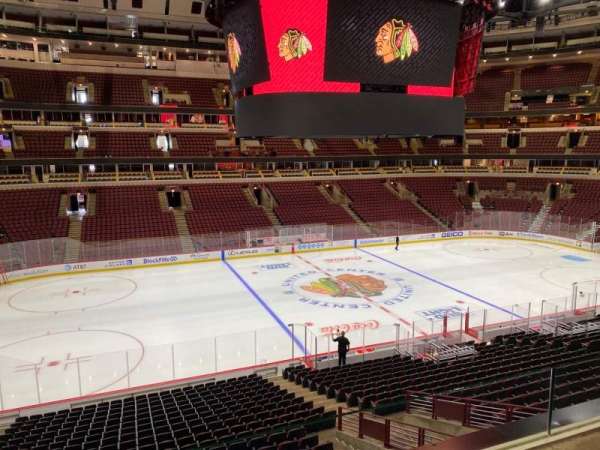 United Center, section: 202, row: 2, seat: 10