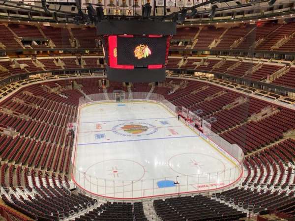 United Center, section: 310, row: 3, seat: 8