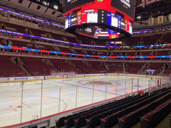 United Center, section: 103, row: 10, seat: 7