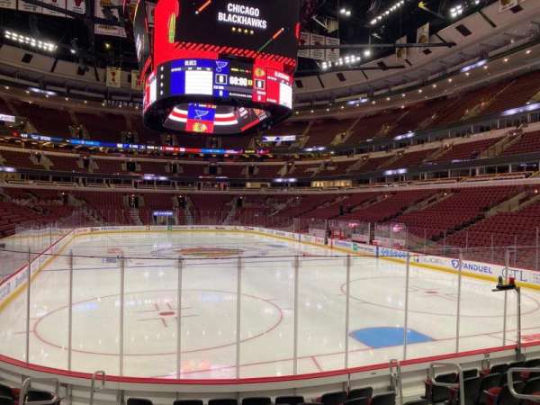 United Center, section: 107, row: 10, seat: 7