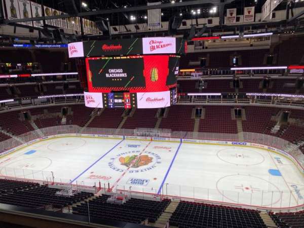 United Center, section: 333, row: 3, seat: 8