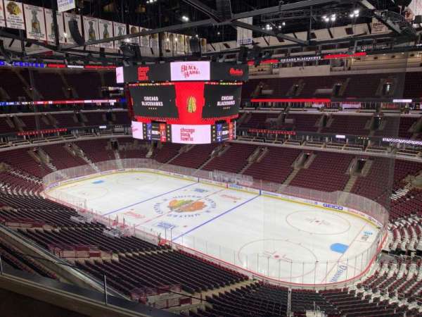 United Center, section: 331, row: 3, seat: 6