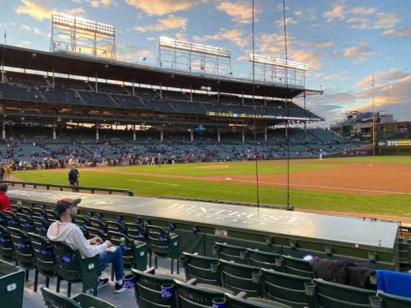 Wrigley Field, section: 27, row: 10, seat: 5
