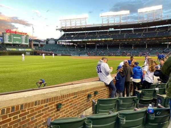 Wrigley Field, section: 4, row: 7, seat: 11