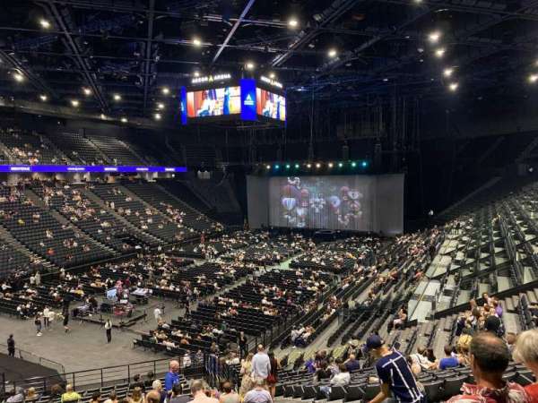 Accor Arena, section: Gradin C, row: 1, seat: 4