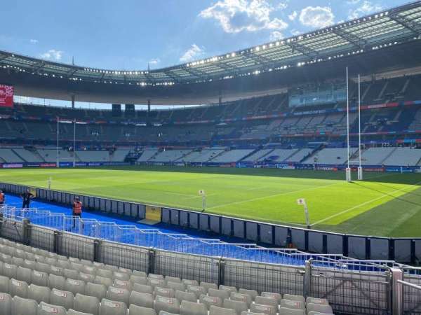 Stade de France, section: H4, row: 11, seat: 30