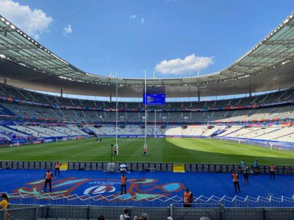Stade de France, section: Z4, row: 16, seat: 28