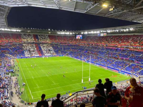 Parc Olympique Lyonnais, section: 422, row: 9, seat: 76
