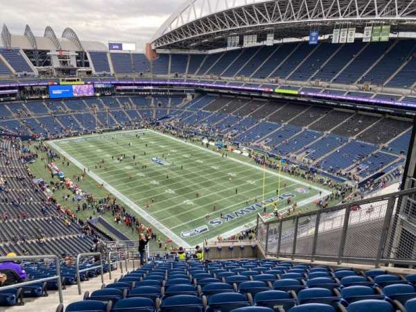 Lumen Field, section: 300, row: V, seat: 8