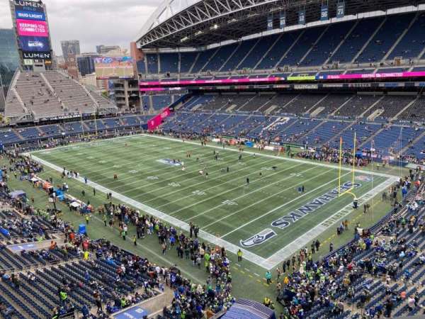 Lumen Field, section: 328, row: A, seat: 4