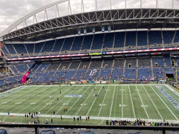 Lumen Field, section: 333, row: B, seat: 4