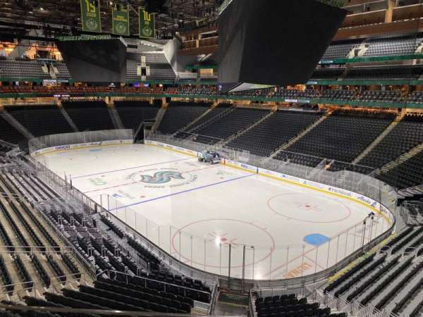 Climate Pledge Arena, section: 123, row: D, seat: 6