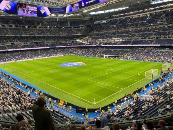 Santiago Bernabéu Stadium, section: 314, row: 8, seat: 2