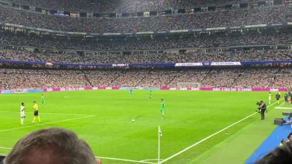Santiago Bernabéu Stadium, section: 124, row: 14, seat: 10