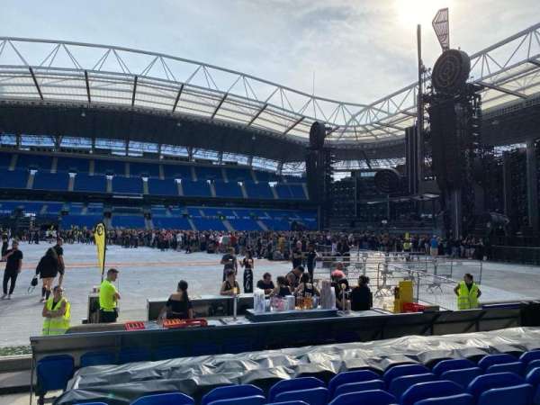 Estadio de Anoeta, section: 2P, row: F9, seat: 015