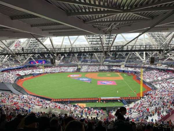 London Stadium, section: 244, row: 73, seat: 190