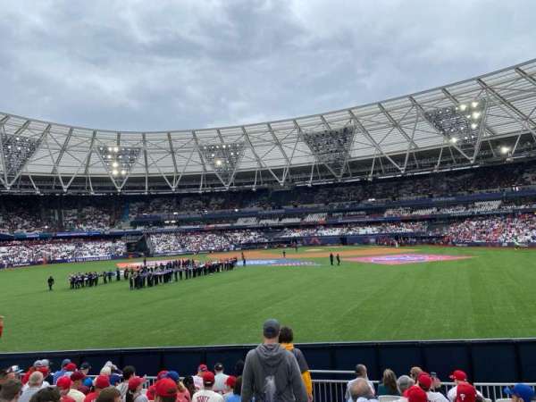 London Stadium, section: 139, row: 19, seat: 182