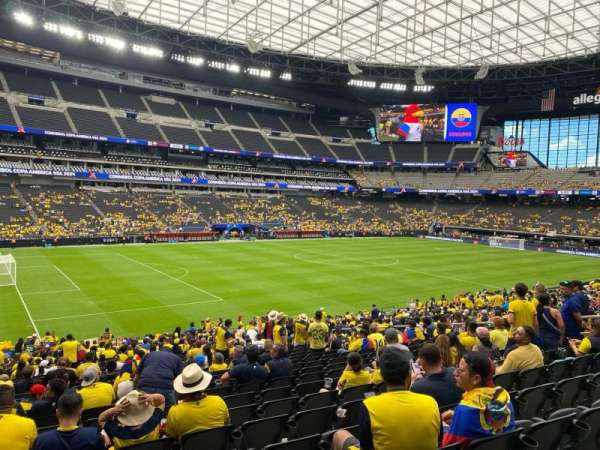 Allegiant Stadium, section: 117, row: 32, seat: 17