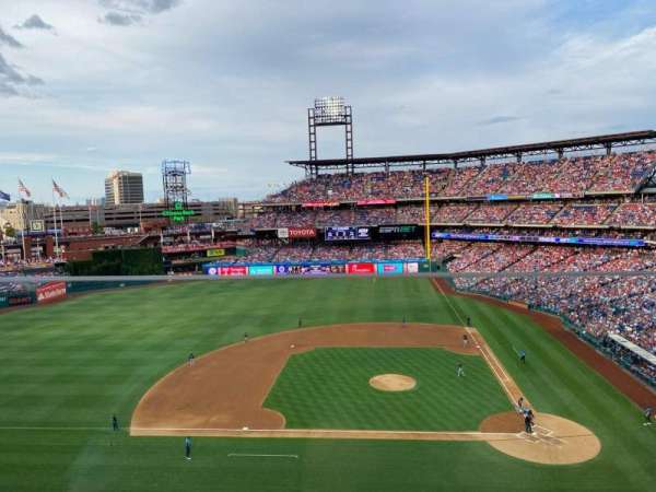 Citizens bank park, section: 325, row: 1, seat: 17