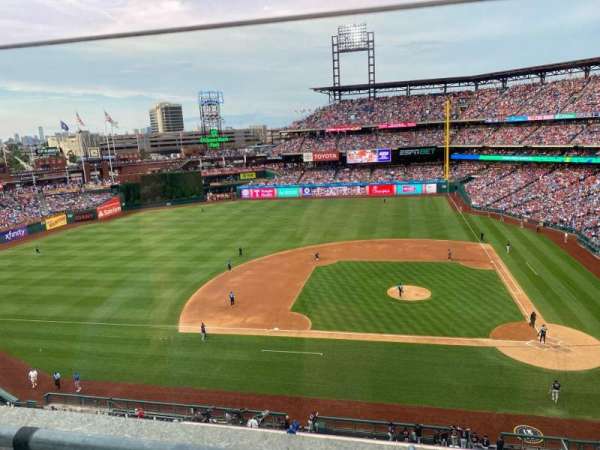 Citizens bank park, section: 325, row: 1, seat: 17