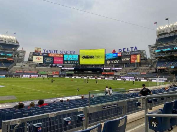 Yankee Stadium, section: 117a, row: 2, seat: 4