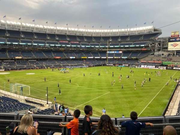 Yankee Stadium, section: 209, row: 4, seat: 7