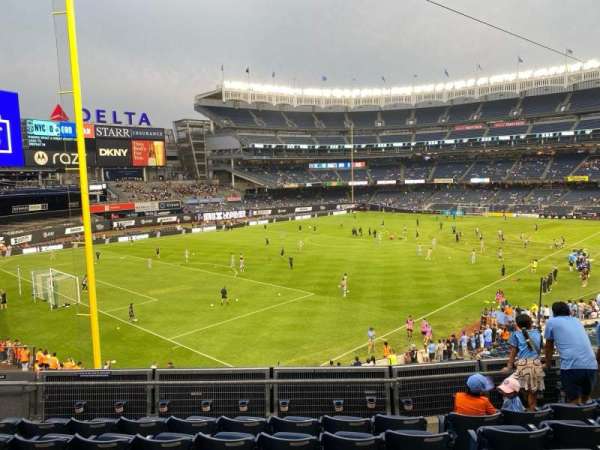 Yankee Stadium, section: 231, row: 7, seat: 8