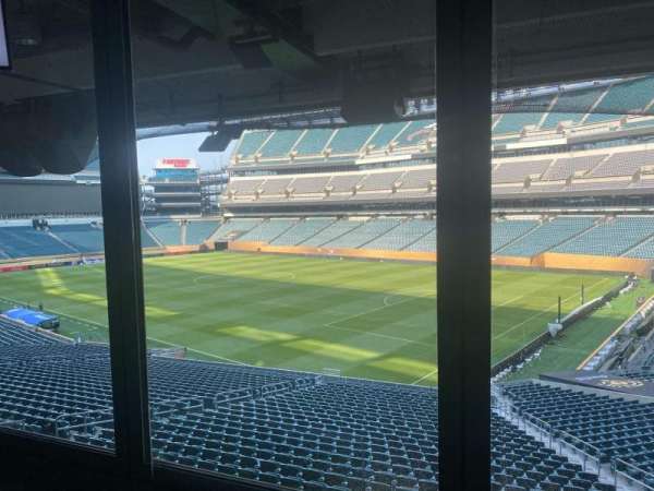 Lincoln Financial Field, section: suite 71