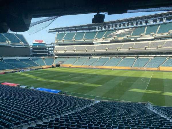 Lincoln Financial Field, section: suite 65, row: 1, seat: 5