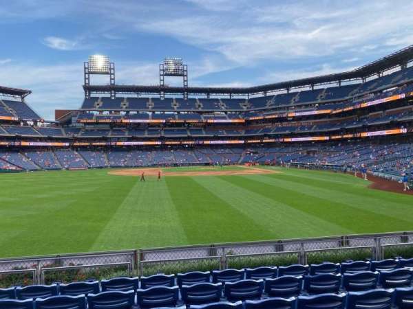 Citizens Bank Park, section: 144, row: 7, seat: 18